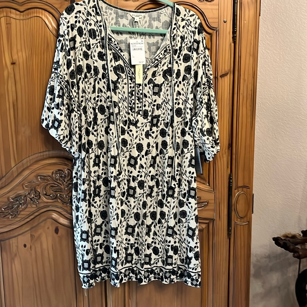 NWT MAX STUDIO FLOWY DRESS